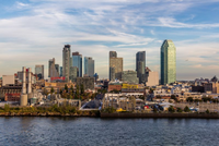 Một góc Long Island City, New York. Ảnh:Max Touhey