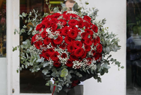 Những món quà Valentine giá vài chục triệu đồng