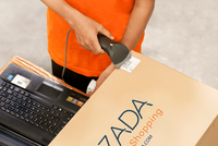 Cuộc đua 'tám lạng, nửa cân' của Shopee và Lazada ở Việt Nam