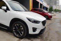 Dân buôn xe cũ "ngậm đắng", lỗ tiền triệu mỗi ngày vì xe mới giảm giá đồng loạt