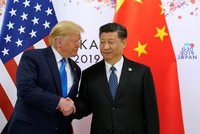 Ông Trump và ông Tập gặp nhau tại Nhật Bản cuối tuần trước. Ảnh:Reuters