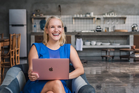 Huấn luyện viên về năng suất làm việc cao Susie Moore.