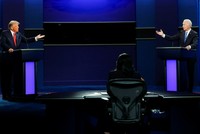 Ông Trump và ông Biden xung đột về đại dịch, công kích cá nhân tại cuộc tranh luận cuối cùng
