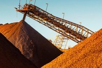 Giám đốc điều hành Tập đoàn thép Trung Quốc dự báo giá quặng sắt sẽ giảm trong năm tới