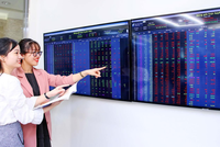 Những xúc tác giúp VN-Index thoát khỏi trạng thái tích lũy và đi lên