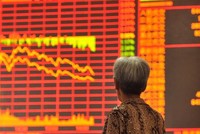 Cổ phiếu, đồng nhân dân tệ của Trung Quốc giảm mạnh sau thông tin một số khu vực của Bắc Kinh bị đóng cửa vì Covid