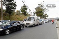 Lâm Đồng yêu cầu làm rõ có hay không việc “bảo kê” trông giữ xe