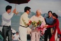 Thủ tướng Võ Văn Kiệt tới thăm đảo Tuần Châu năm 2002