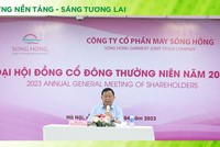 Ông Bùi Đức Thịnh, Chủ tịch HĐQT trả lời cổ đông