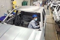 Hoạt động tại Công ty Sparton Việt Nam trong Khu công nghiệp VSIP Bình Dương. Ảnh: Lê Toàn