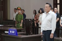 Chủ tịch Tân Hoàng Minh - ông Đỗ Anh Dũng hầu toà sáng 25/9