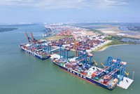 Lợi nhuận nhóm vận tải biển, hàng không được dự báo tăng trưởng tích cực trong quý III/2025