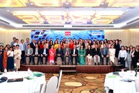 Ông Ren Varma, Giám đốc ACCA khu vực Đông Nam Á lục địa cùng các diễn giả và khách mời tại Hội thảo