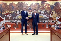 Bộ trưởng Nguyễn Văn Thắng tiếp Giám đốc Ban châu Á - Thái Bình Dương của Quỹ GCF Herman Mandal. (Ảnh: Đức Minh)