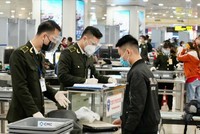 Đảm bảo an ninh hàng không tại các sân bay.