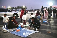 Trước giờ G: Người Hà Nội “đứng ngồi không yên” chờ concert pháo hoa quốc gia tại Mỹ Đình 