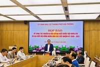 Ông Đào Trọng Đức, Phó Chủ tịch Thường trực HĐND thành phố, Phó Chủ tịch Uỷ ban bầu cử thành phố Hải Phòng chủ trì cuộc Họp báo thông tin về công tác bầu cử. Ảnh: Thanh Sơn