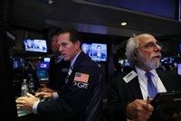 Khối ngoại quay trở lại bán ròng mạnh hơn 1695 tỷ đồng trong tuần qua