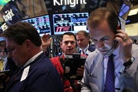 Khối ngoại bán ròng trở lại hơn 62 tỷ đồng trong phiên 12/7