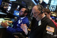 Khối ngoại tập trung mua cổ phiếu nhà Vin, tiếp tục bán ròng hơn 100 tỷ đồng trong phiên 8/8