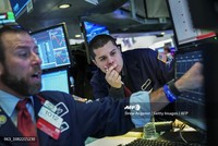 Khối ngoại bán ròng gần 220 tỷ đồng trong phiên 16/8