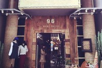 Vụ đòi nhà 96 Hàng Trống: Tòa phúc thẩm đình chỉ xét xử kháng cáo