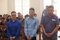 Các bị cáo tại tòa.