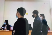 Các bị cáo tại tòa.