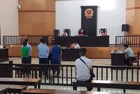 Hà Nội: Phạt tù đường dây làm giả sổ tạm trú để xin cấp visa