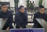 Các bị cáo tại tòa.