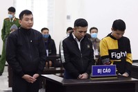 Các bị cáo hầu tòa