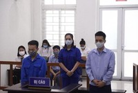 Các bị cáo tại tòa.