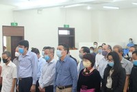 Các bị cáo tại phiên tòa sơ thẩm.