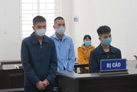 Các bị cáo tại tòa.