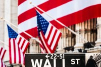 Kinh tế Mỹ liệu có đi đúng hướng với góc nhìn của Wall Street và Main Street