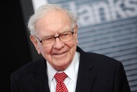 Warren Buffett tiếp tục gia tăng tỷ trọng cổ phiếu Bank of America, mua vào 1,2 tỷ USD chỉ trong 8 ngày