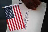 Lời giải cho số lượng kỷ lục người từ bỏ quốc tịch Mỹ trong năm 2020