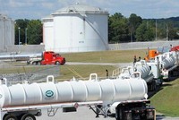 Giá xăng có thể tăng đột biến sau cuộc tấn công mạng vào công ty sở hữu đường ống dẫn nhiên liệu lớn nhất nước Mỹ 