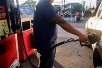 Mỹ dự báo nguồn cung dầu sẽ tăng mạnh trong năm tới và làm hạ nhiệt giá dầu