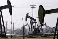 IEA: Mỹ tăng sản lượng sẽ giúp giá dầu hạ nhiệt