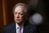 Bill Gross, nhà đầu tư tỷ phú và là nhà đầu tư trái phiếu huyền thoại