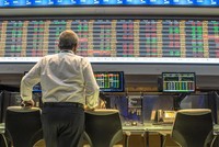 Cổ phiếu thị trường mới nổi có mức giảm tồi tệ nhất trong nửa đầu kể từ năm 1998