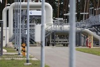 Các nước EU thông qua áp thuế khẩn cấp với các công ty năng lượng, tiến tới đề xuất áp trần giá khí đốt