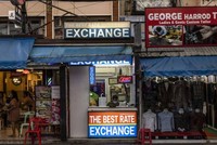 EIU: Các đồng tiền châu Á sẽ gặp khó khăn khi Fed tiếp tục tăng lãi suất