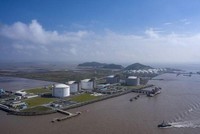 Các quốc gia lớn đang trong cuộc chiến giành nguồn cung LNG