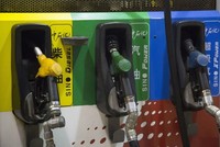 Cơn sốt mua dầu của Trung Quốc thúc đẩy triển vọng nhu cầu dầu toàn cầu