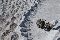 Iran có thể đã phát hiện ra mỏ lithium lớn thứ hai thế giới