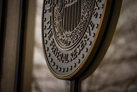 Sau sự sụp đổ của Silicon Valley Bank và Signature Bank, kỳ vọng Fed tăng mạnh lãi suất bị đảo ngược