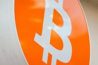 Sau động thái của SEC, giới đầu tư bán tháo các đồng tiền điện tử nhỏ