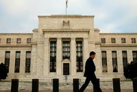 Phố Wall dự báo Fed sẽ tạm dừng tăng lãi suất vào tháng 9